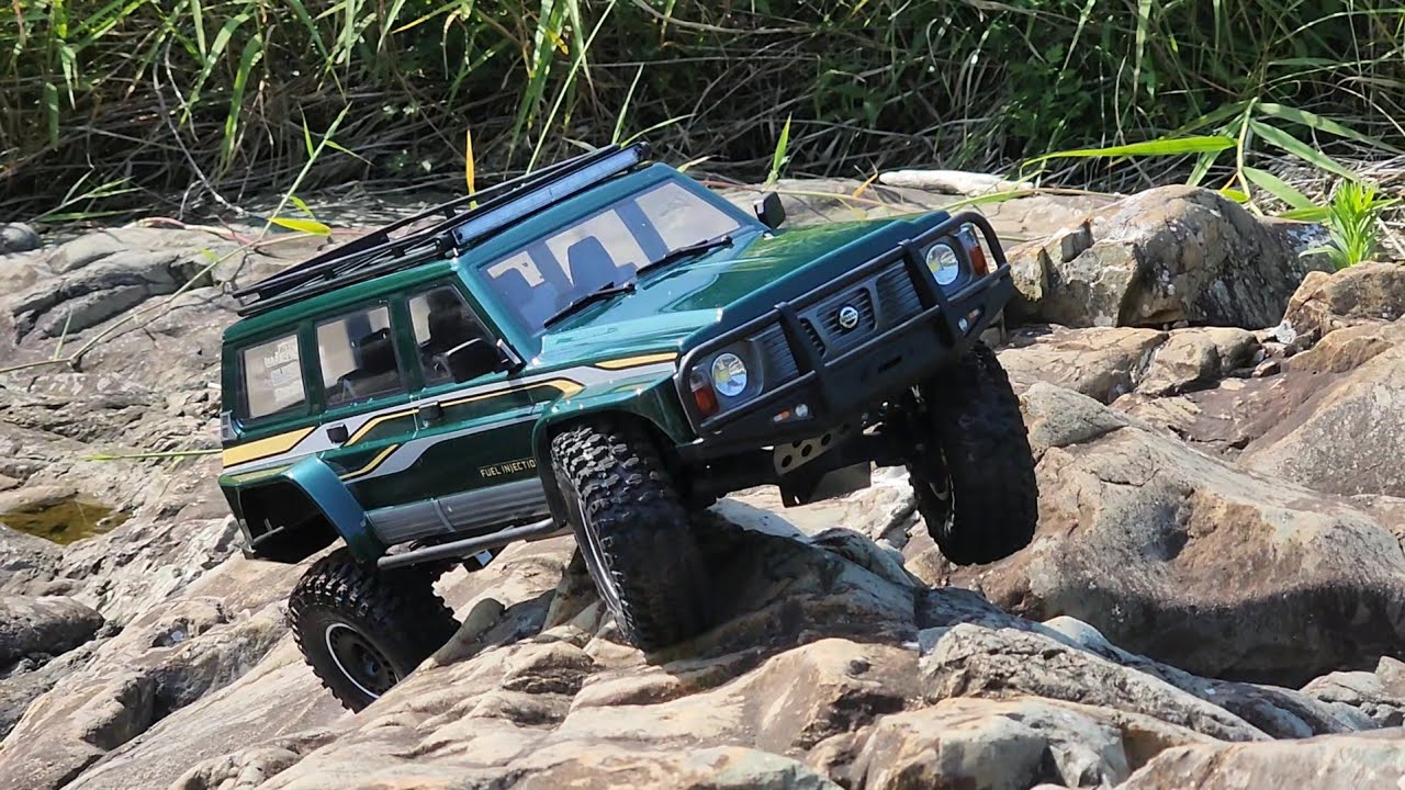 YIKONG YK4107 PRO ROCK CRAWLING