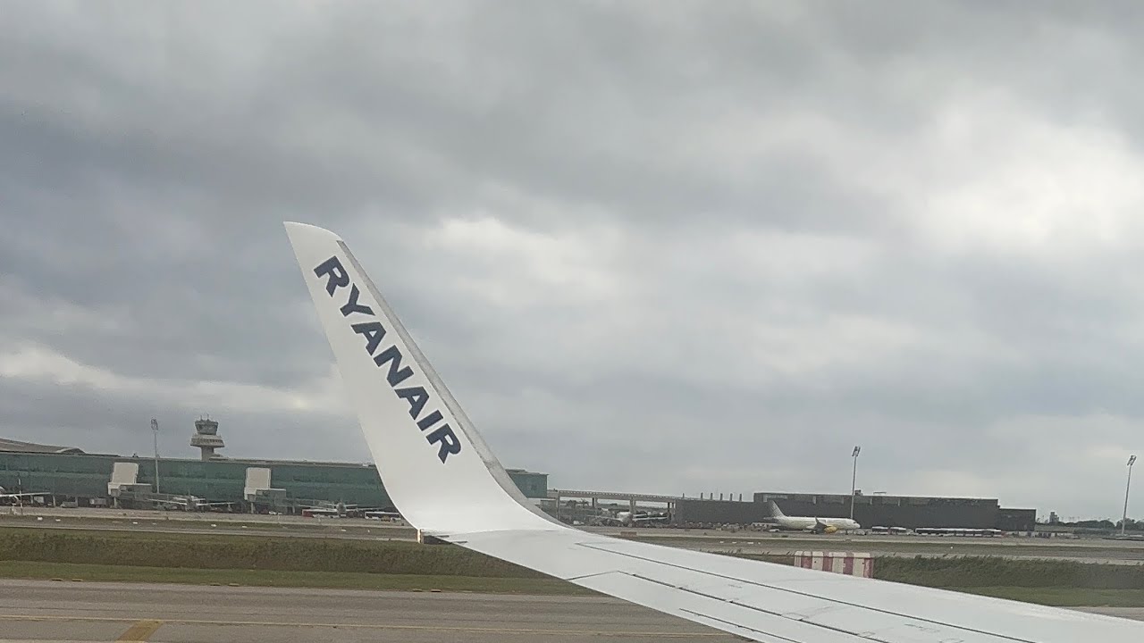I made a review on Ryanair Edinburgh to Barcelona