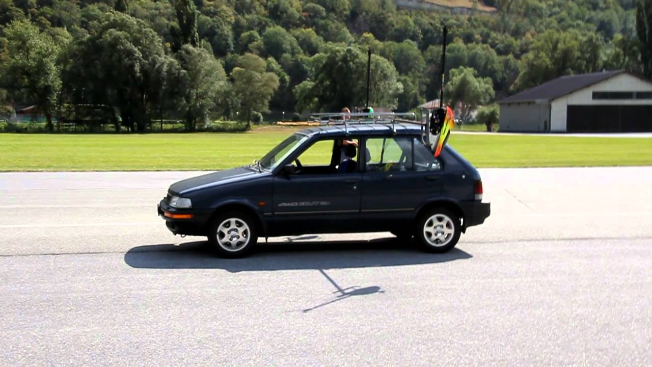 Püruflip Team Wallis trifft Zug 2011 Test Turboprop Justy  ( Logo 600 SE ) Car VS RC Heli