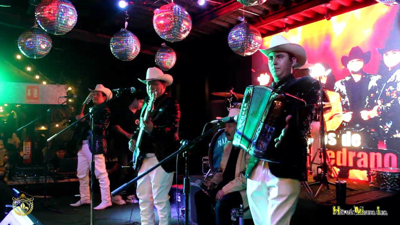 Kito Medrano y Sus Dinamicos- De Ahi Pal Real ( Video En VIvo)