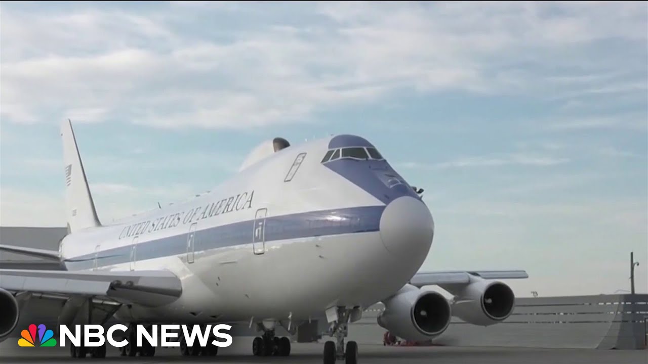 Inside look at the U.S. Air Force 'Doomsday' plane