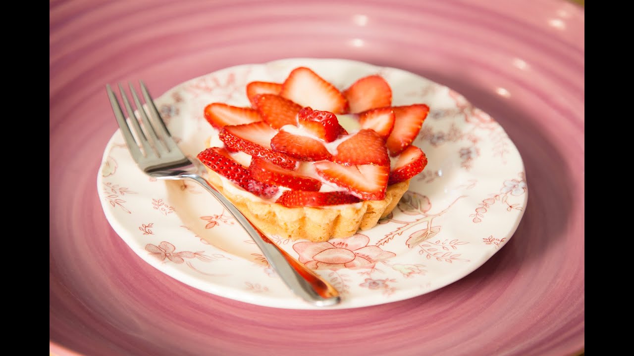 STRAWBERRY ROSE CUSTARD TART (Part of a Tastemade Playlist)