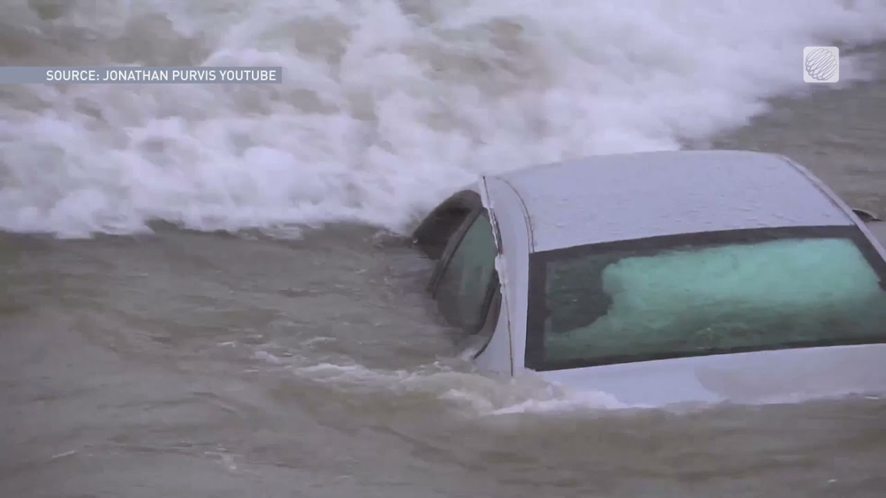 Comment sortir vivant d'une voiture tombée dans l'eau