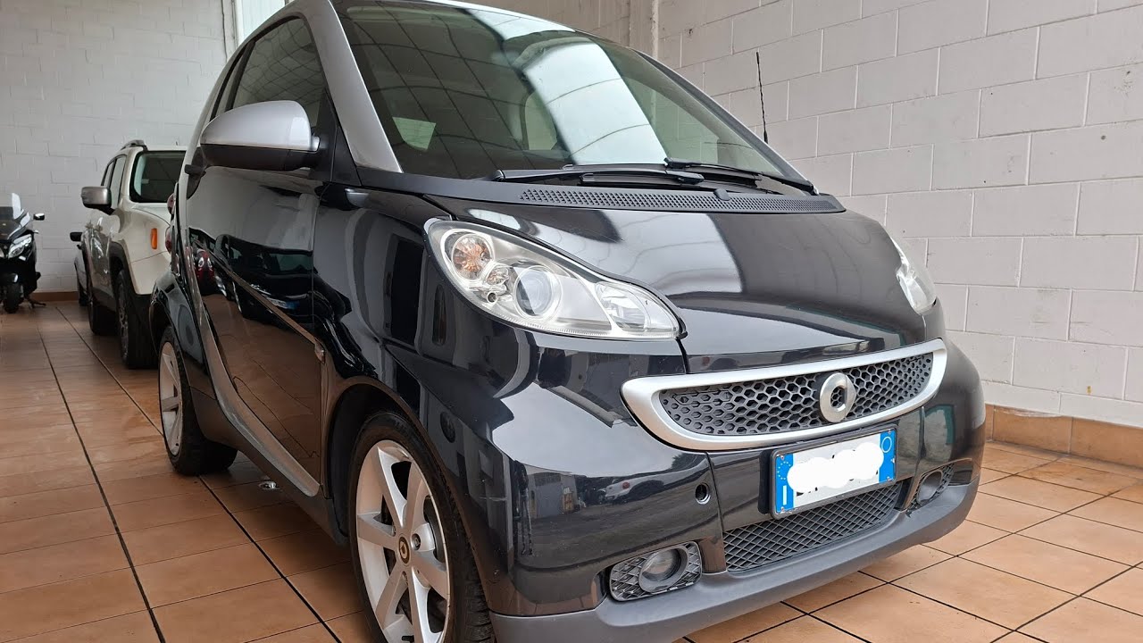 Smart Fortwo 451 1.0 mhd 71 cv, versione pulse, adatta anche a neop! FRZIONE NUOVA! 4490 euro