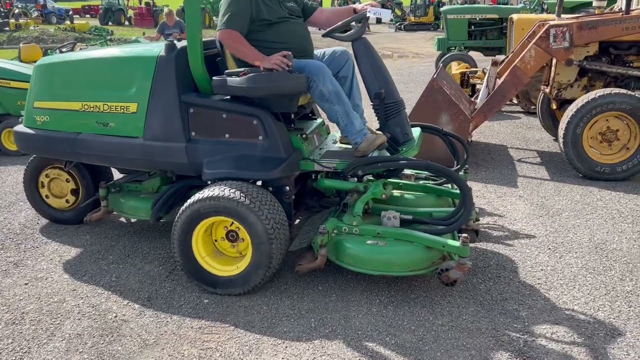 John Deere 7400 Terrain Cut Mower
