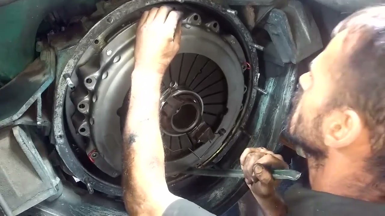 -Giovani mecânico como adaptar a caixa de câmbio do .Scania 112 do Volvo EDC360 passo a passo