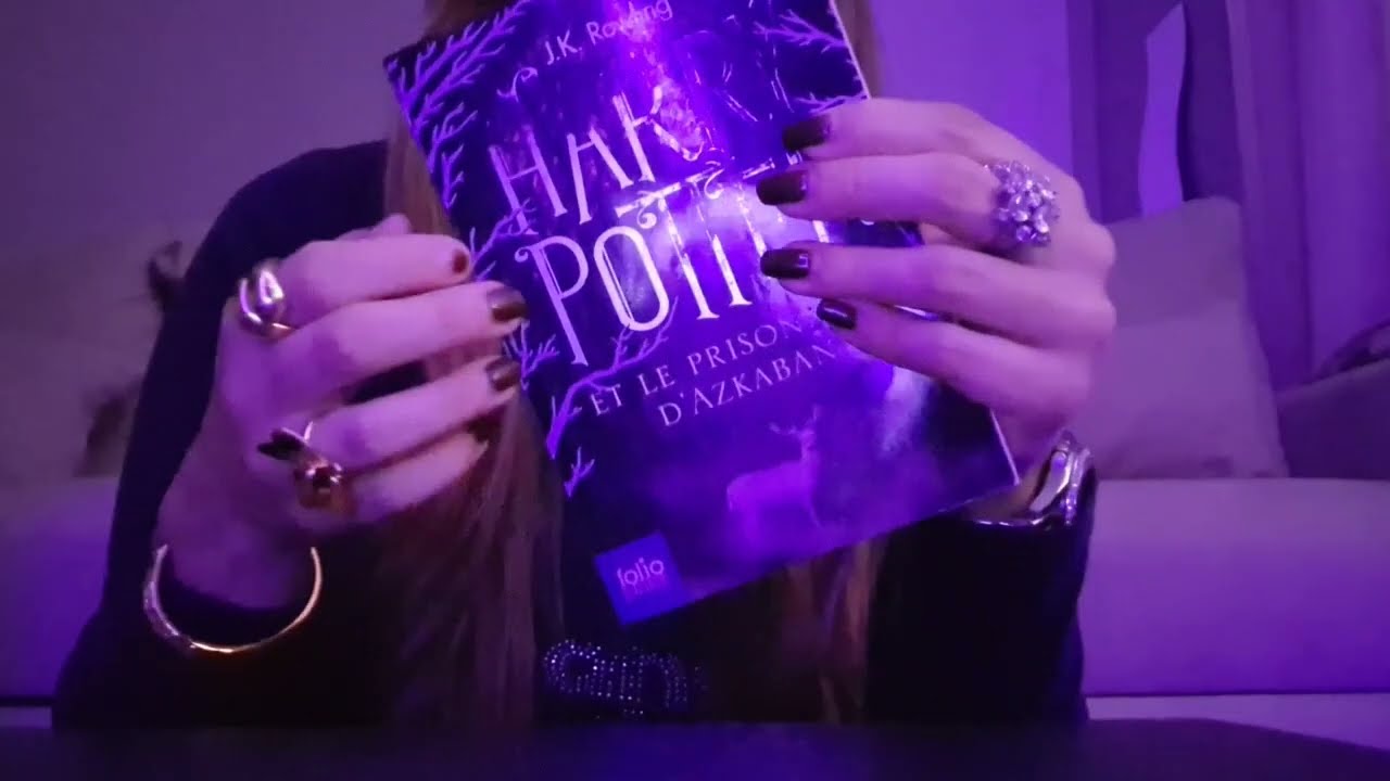 ASMR bibliothèque 📚 - Tapping livres & chuchotements