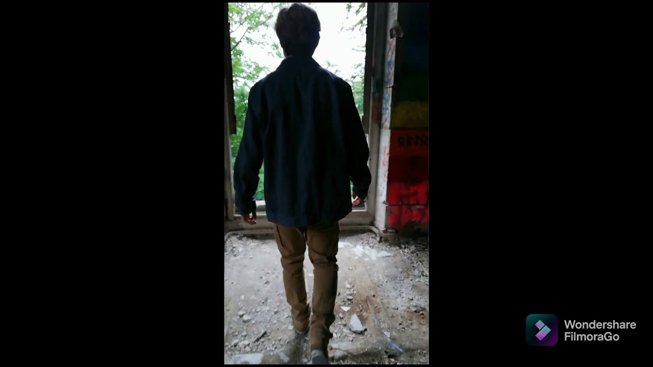 Urbex dans un manoir abandonné chargé d'histoire