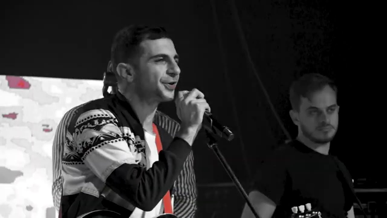 Akher Zapheer - Nayem (Live in El Sawy Culturewheel) - آخر زفير - نايم (لايف في ساقية الصاوي)