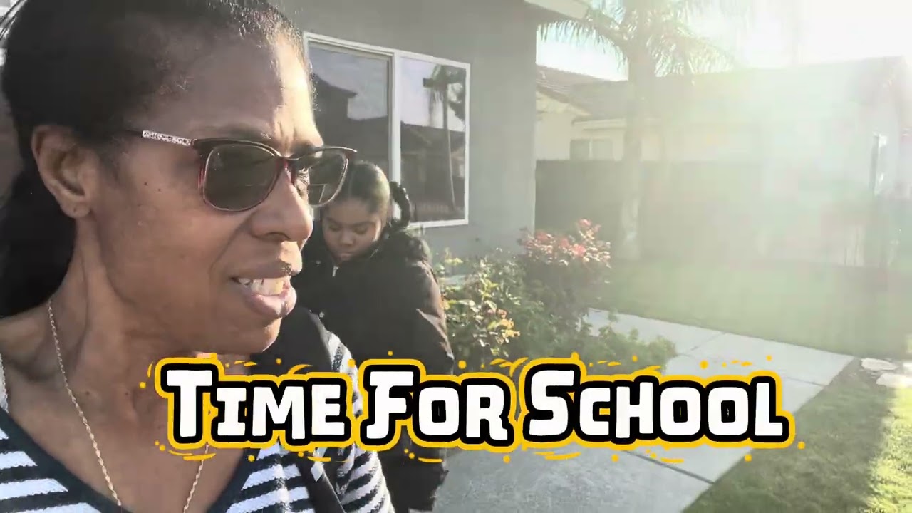 J.O.R.G.I.A. With autism. The Princess👸🏽decided to wait for the bus outside this morning! TGIF🧩🤍🥰
