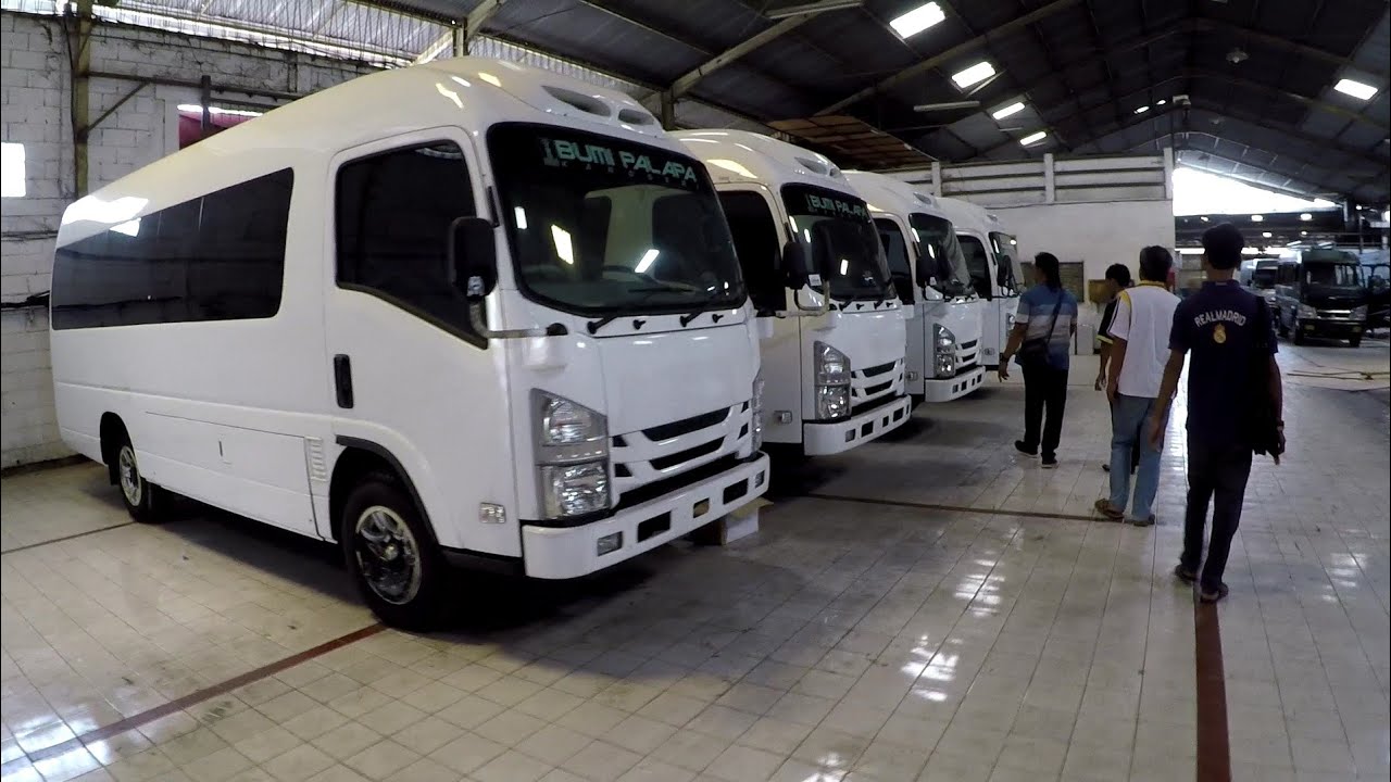 Microbus Isuzu NLR55BLX Long 20 seat Bumi Palapa Ready Stock