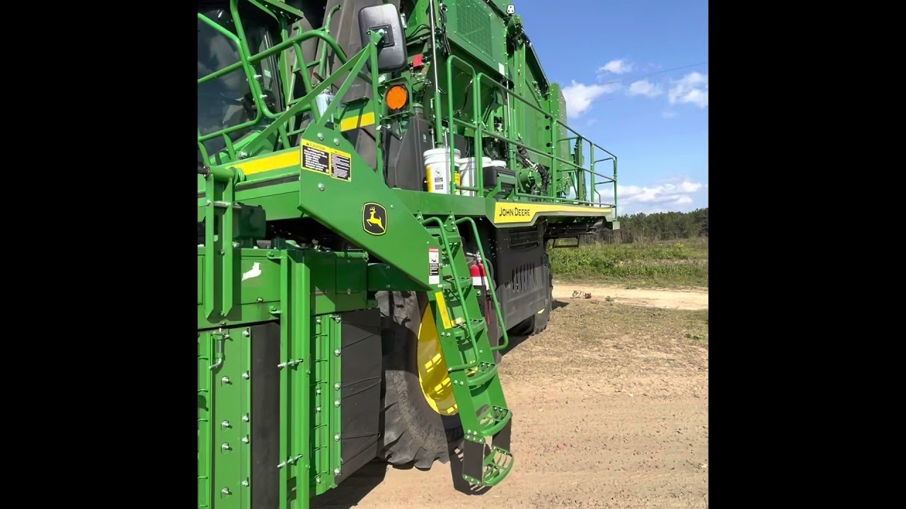 TPF Ag services gets a John Deere cp770 cotton harvester  Picker