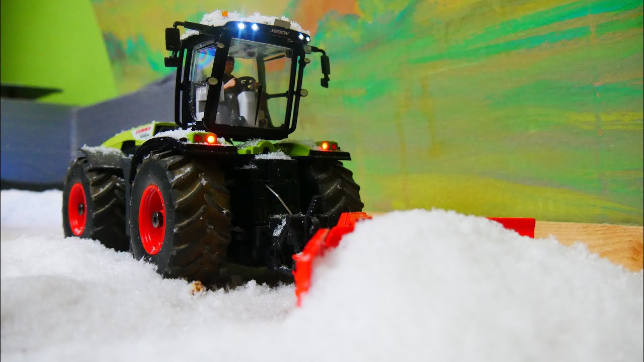 Schnee schippen bei extremen Wetterbedingungen | Siku Control