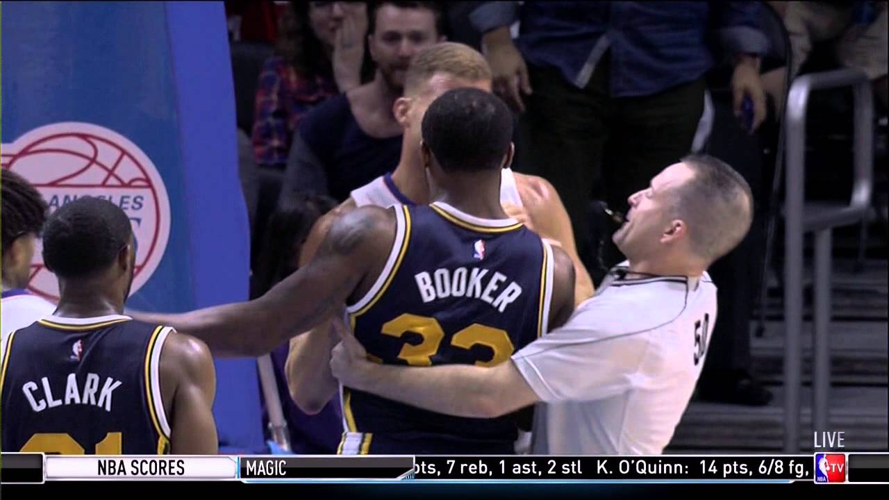 Clippers' Blake Griffin scraps with Jazz's Trevor Booker after flagrant foul (preseason)