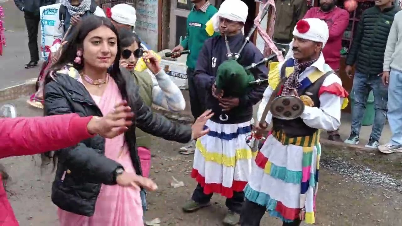 अल्मोड़ा की बारात,,