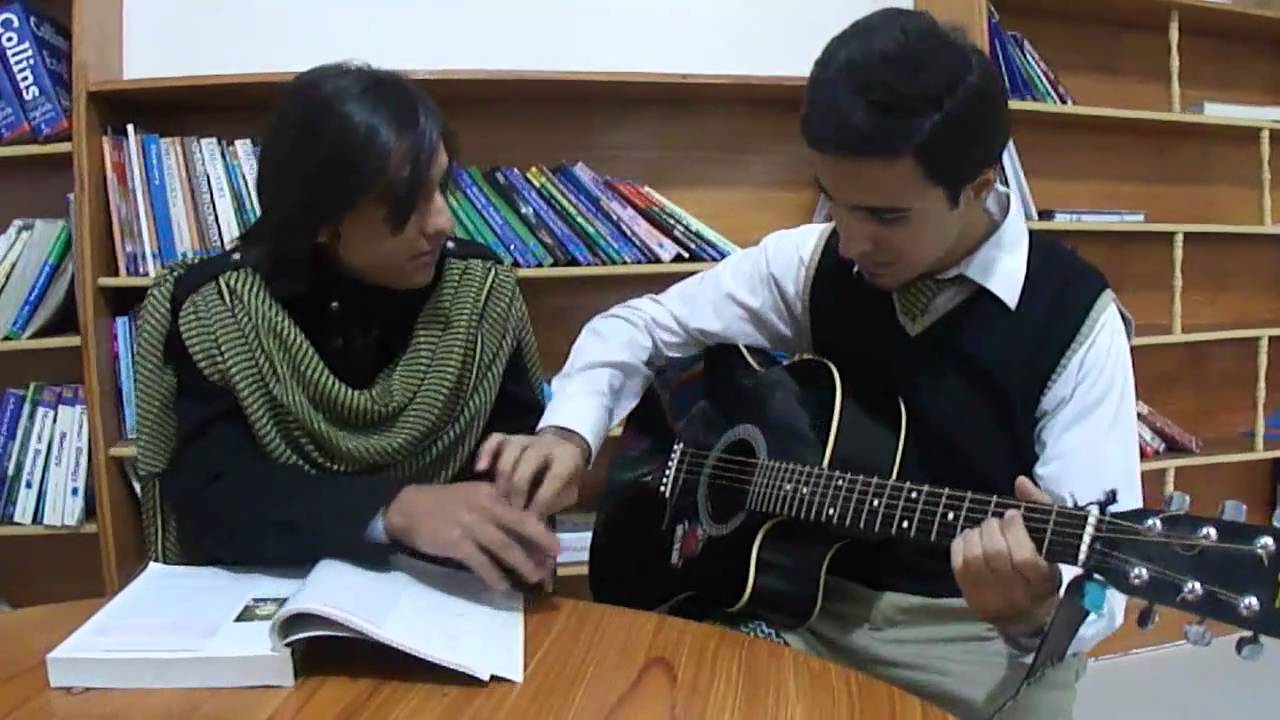 Beacon House ALevels Peshawar- SAM Production- Munni Kiske Liye Badnaam Howe ?
