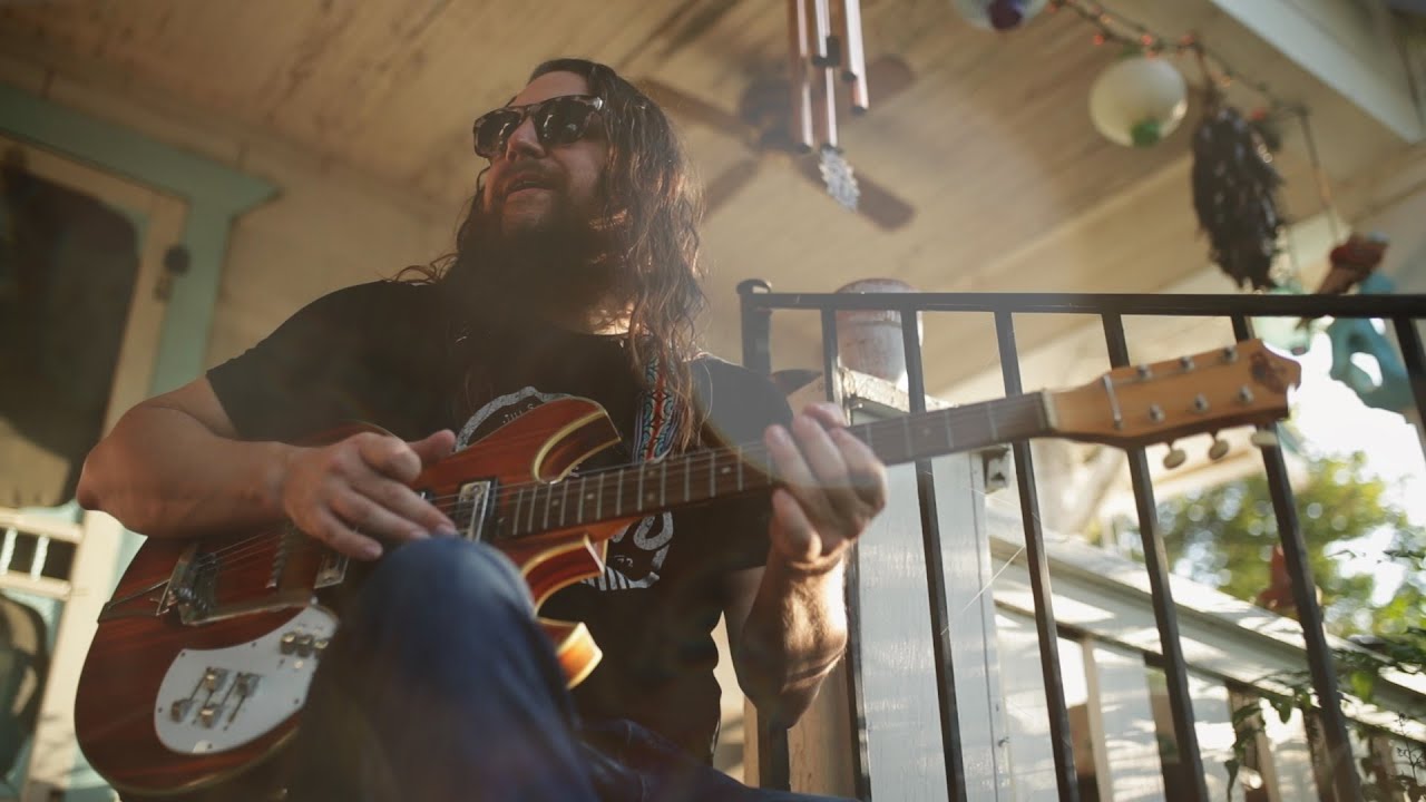 BACK TO PARADISE:  PAUL BENJAMAN - Ride Me High (JJ Cale) - Official Video