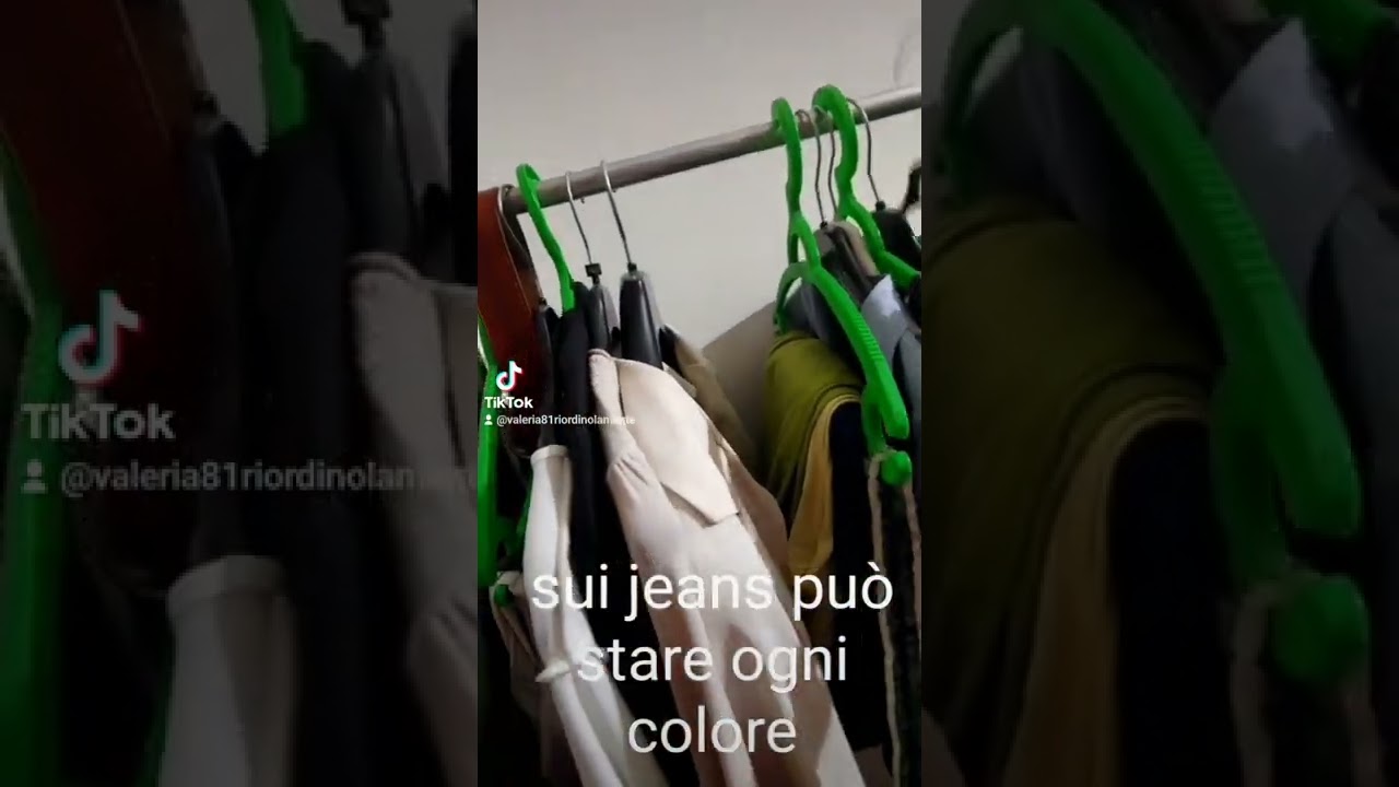 ARMADIO CAPSULA AUTUNNO #CAPSULEWARDROBE in 1 anno far&oacute; decluttering del 60% del guardaroba
