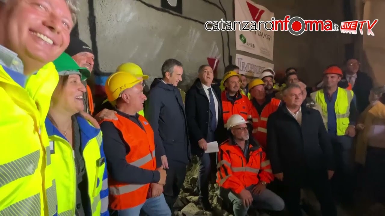 Metropolitana di superficie, ultimati i lavori nella galleria di Germaneto