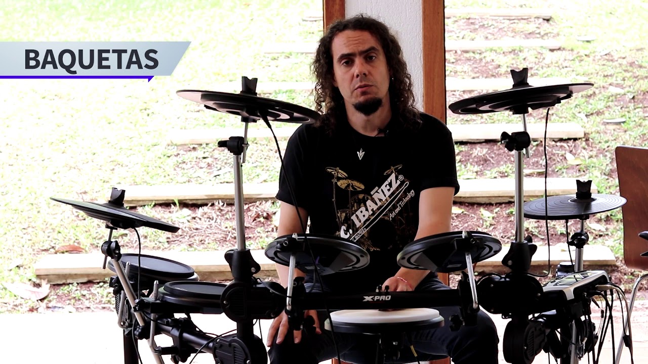 Francis Cassol e sua bateria eletrônica X-PRO ED100