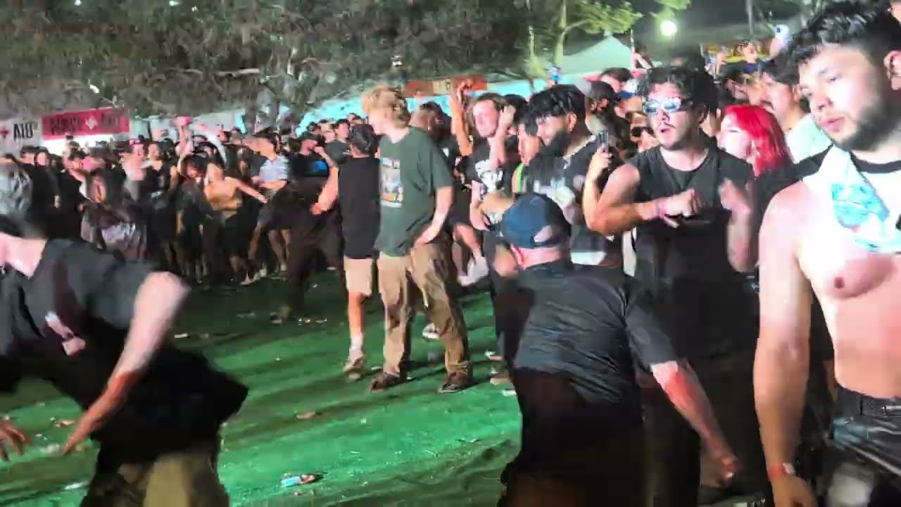 Knocked Loose- Live at Sound & Fury 2025 (clips)