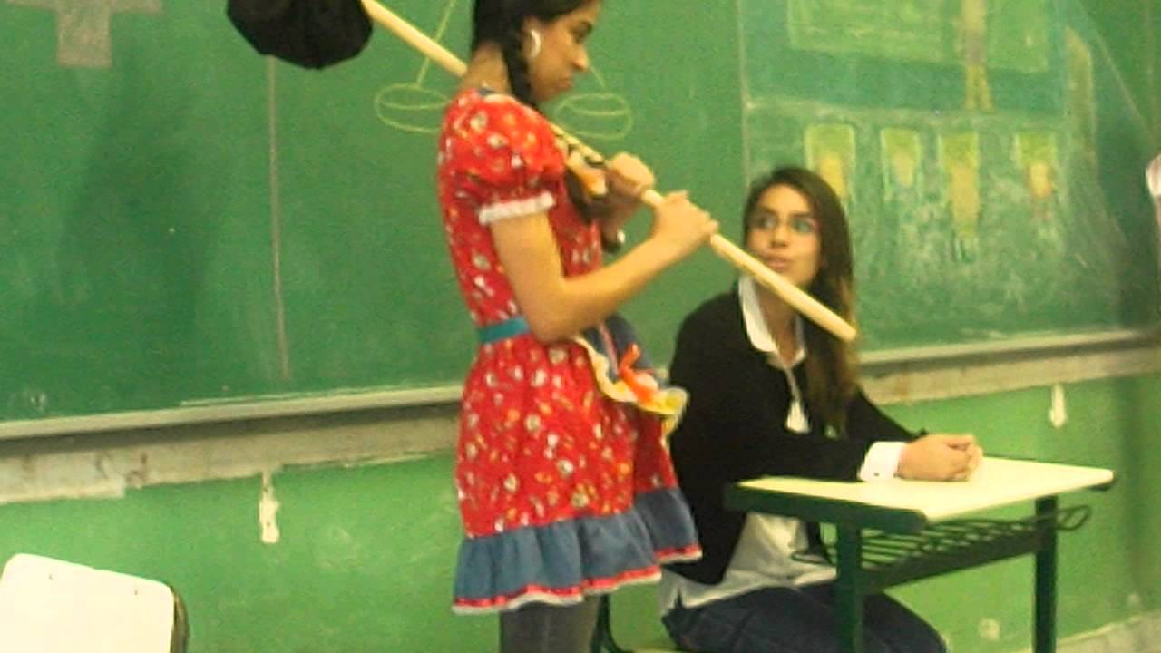 Teatro 'Profissões' III Mostra Cultural