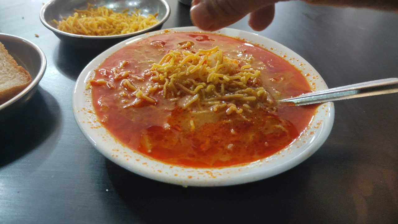 #indiahotel पातळभाजीशेव #Kolhapurifood #कोल्हापुरीस्पेशल #specialkolhapuri  #HiddenGemsofKolhapur