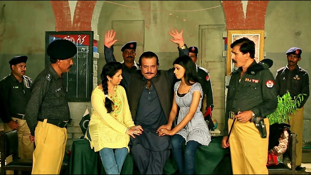Zor Warke Che Da Omar Da Zang Ye Ozee | Jahangir Khan Best Film Scene Of Police Station