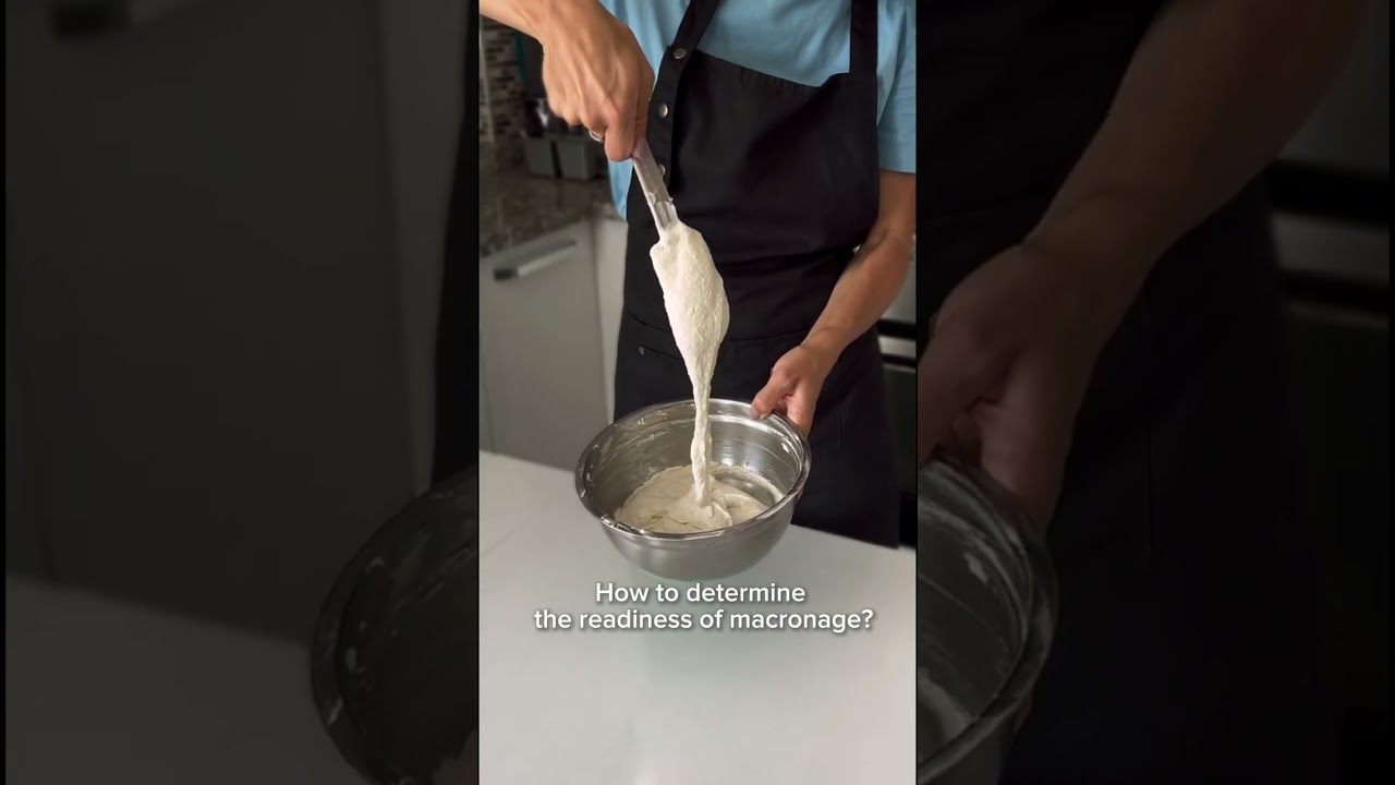 How to determine the readiness of macaronage? #macarons #online #lesson