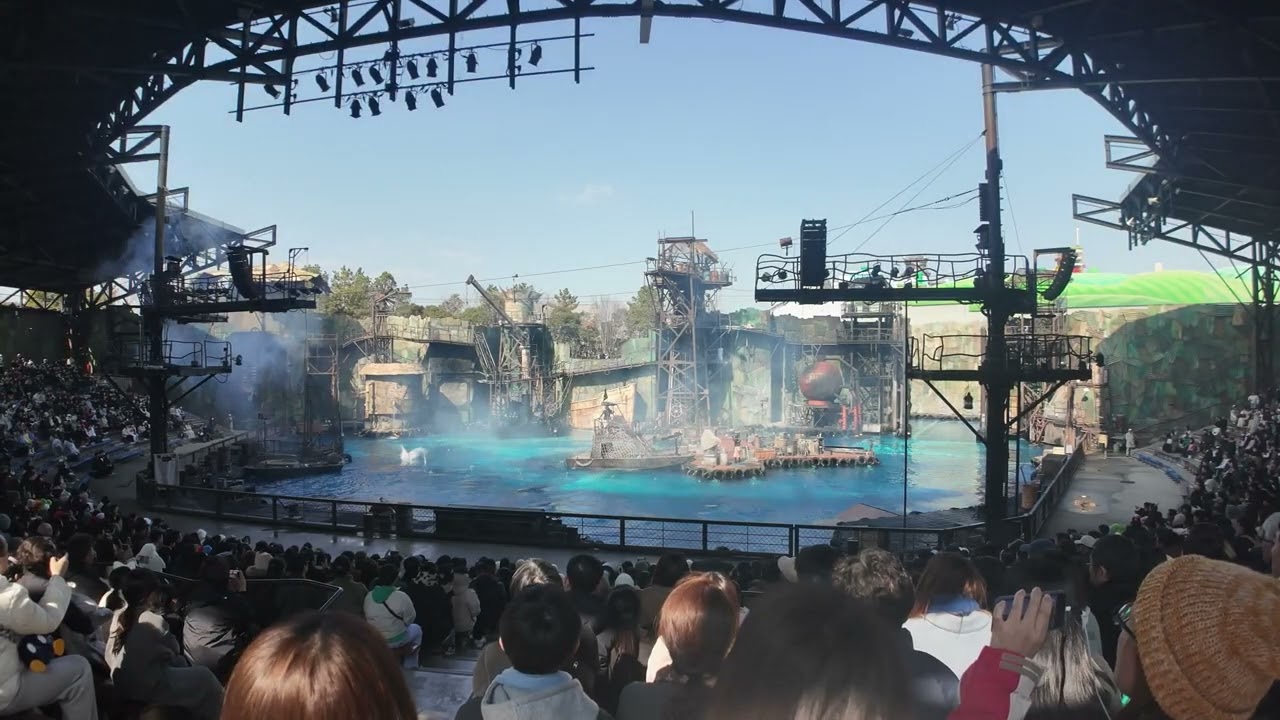Universal Studios Japan WaterWorld (水世界)