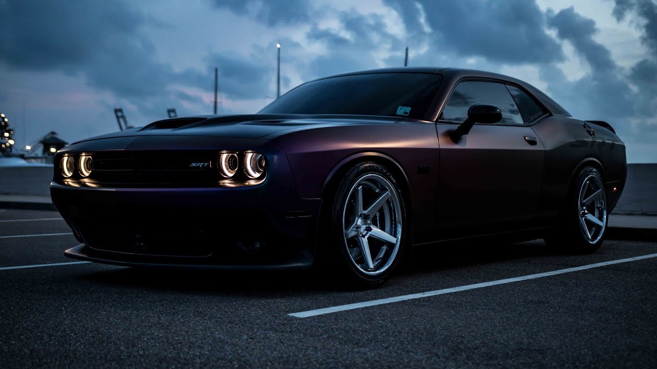 2015 Dodge Challenger SRT on Ferrada FR3 Wheels