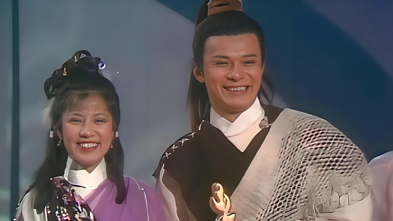 珍贵视频！罕见现场版黄日华翁美玲《铁血丹心》！