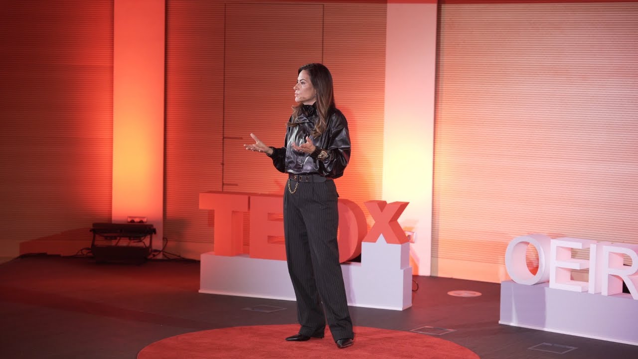 Collaboration: The Human Technology That Turns Complexity into Progress | Agatha Areas | TEDxOeiras