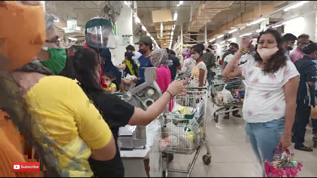 lockdown hokar bhi lockdown Nahi ???? | dmart crowded place  #vlog20  @rajshetye