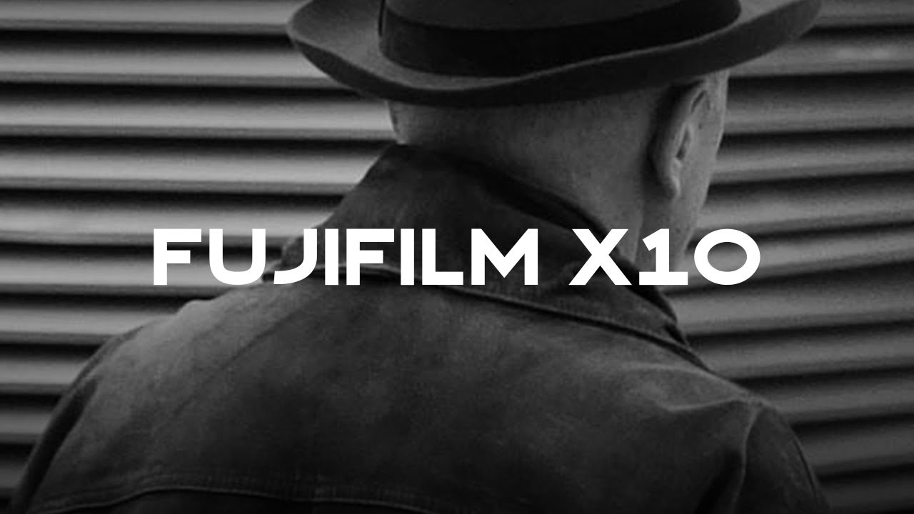 Fujifilm X10/ Black and white street photography/ POV