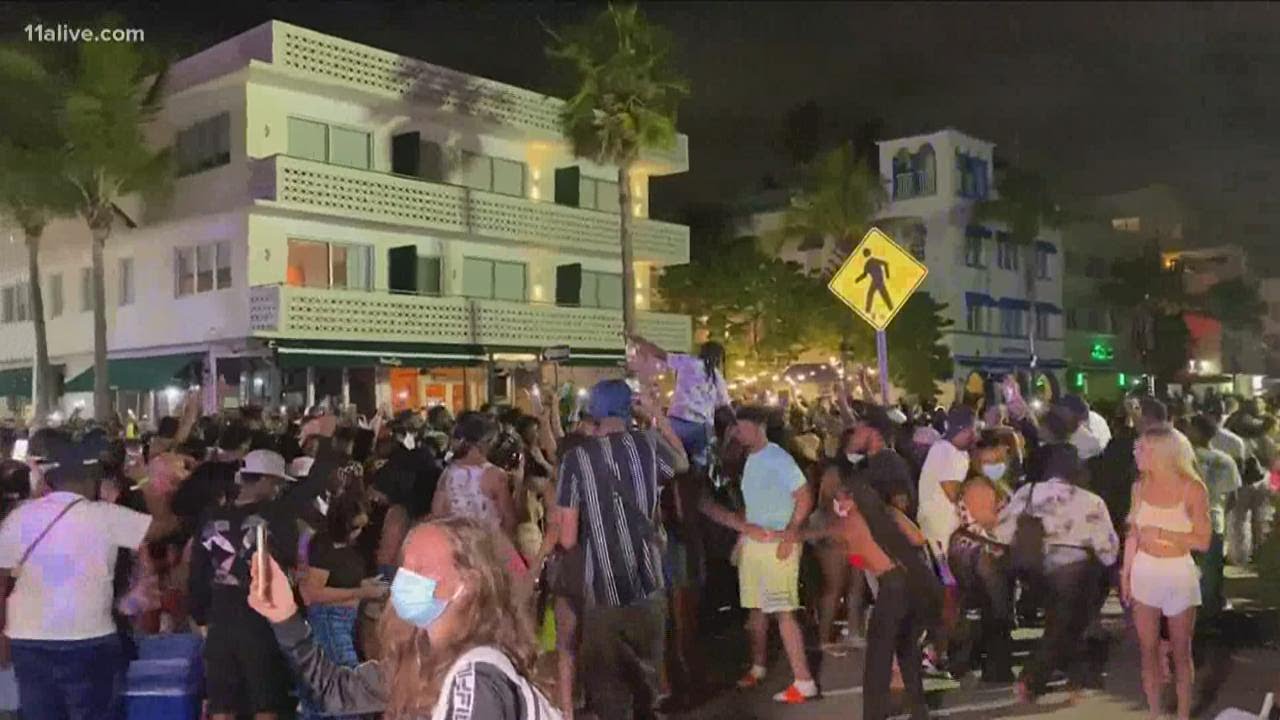 Crowds pack Miami Beach for Spring Break as curfew goes is extended