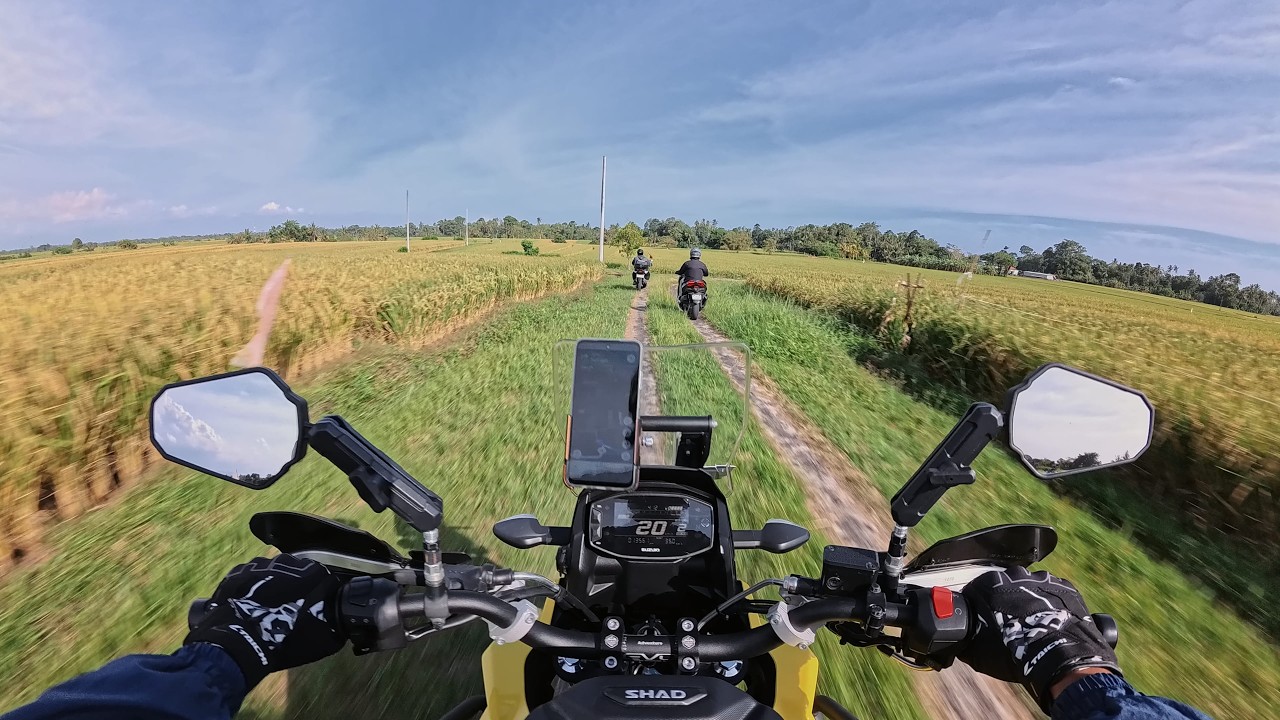 Riding ke Pantai Abian Kapas Melewati Persawahan
