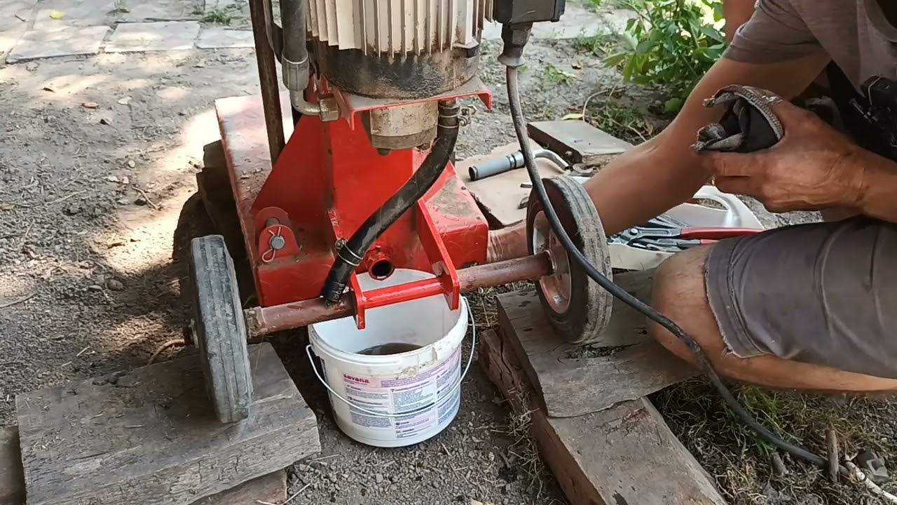 Schimb ulei despicator Hecht 6121. Hecht 6121 splitter oil change