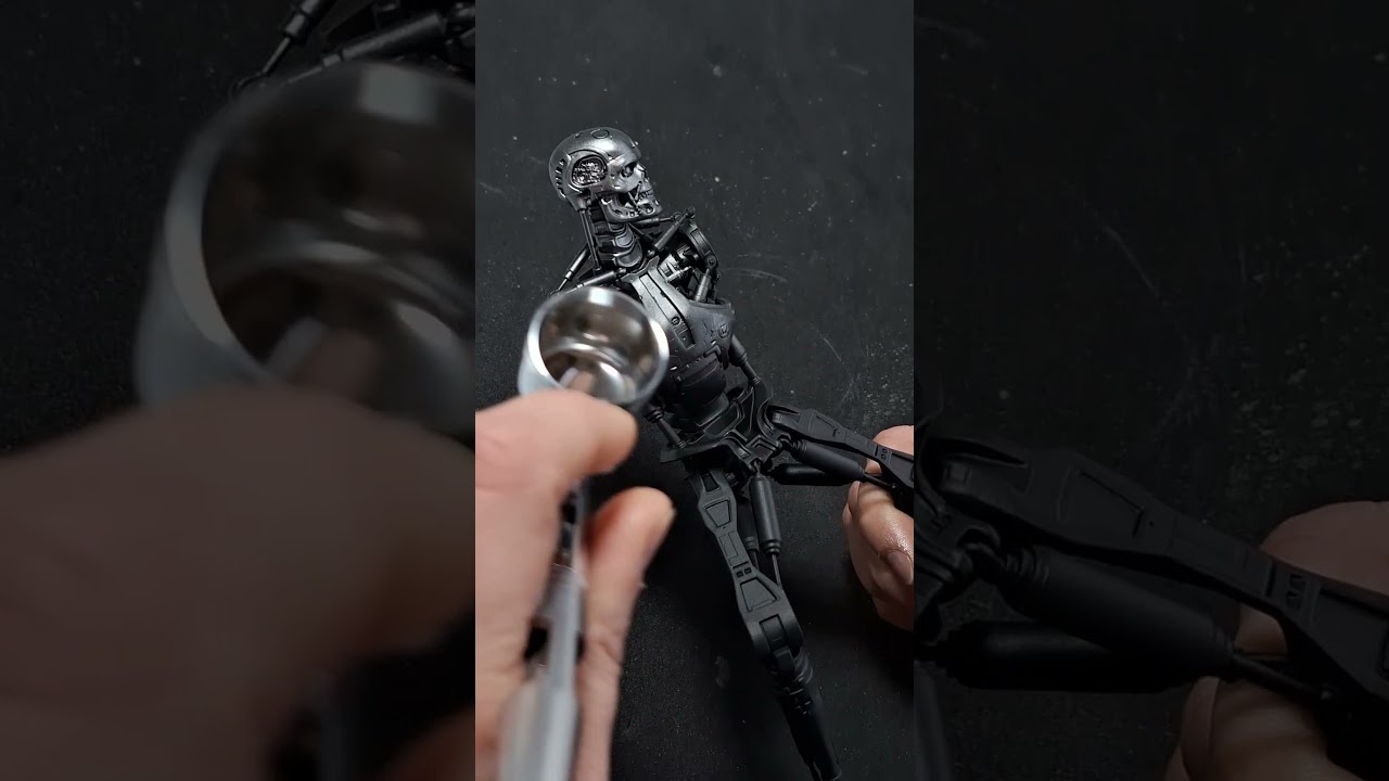 Painting 🤖 TERMINATOR with SUPER CHROME &ndash; Incredible Shine!