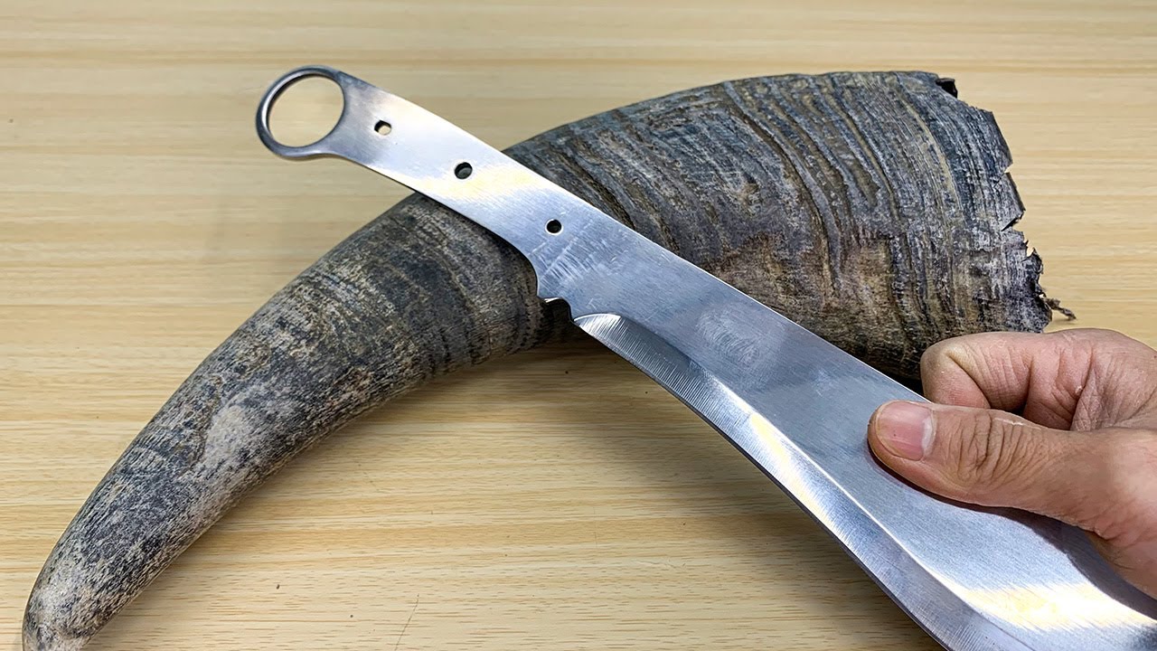 10 Genius DIY Ideas Using Buffalo Horns and Old Batteries &ndash; Inventor 365