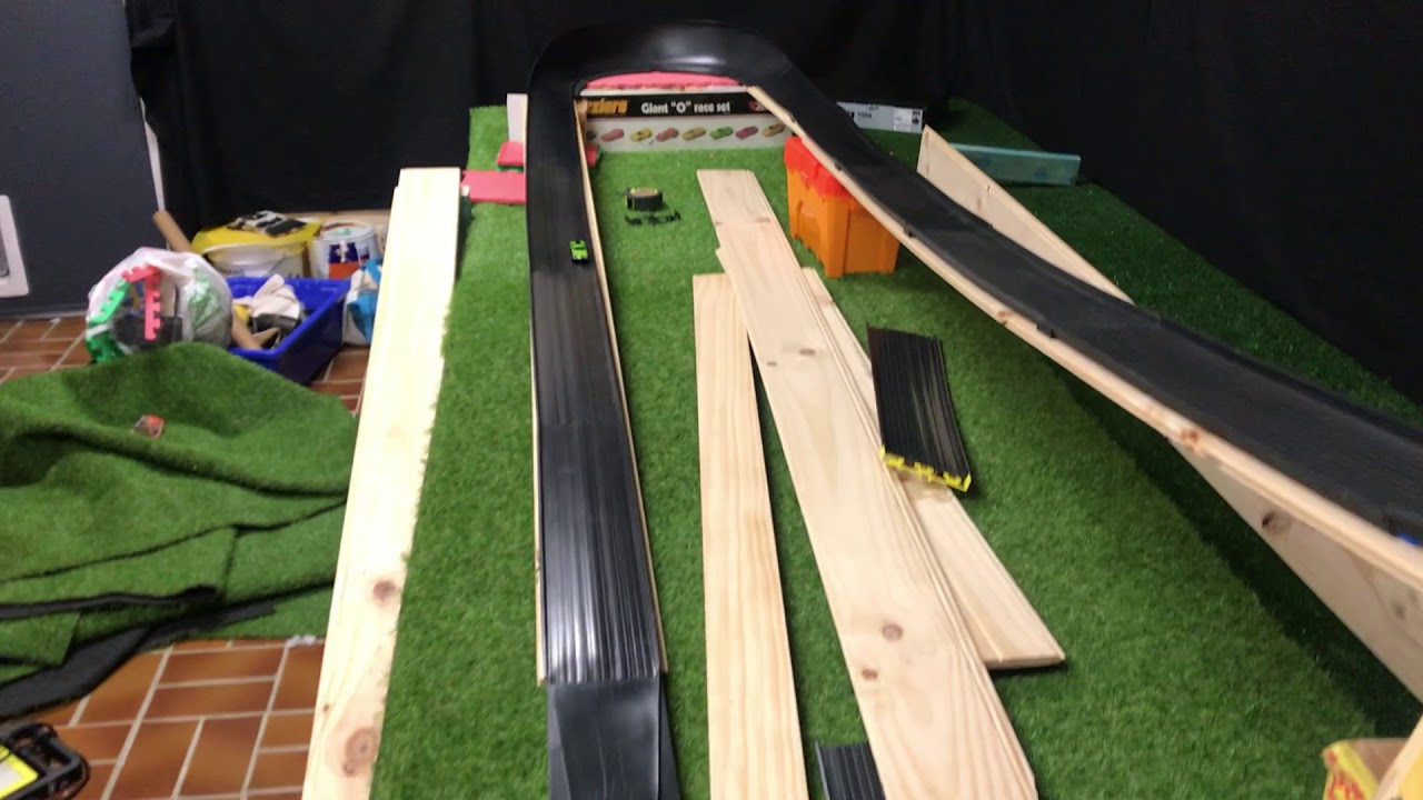 Diecast Racing / Mount Western Raceway Build-4