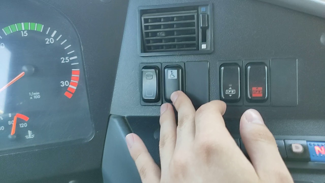 Mercedes Conecto Tuş ve gösterge tanıtımı