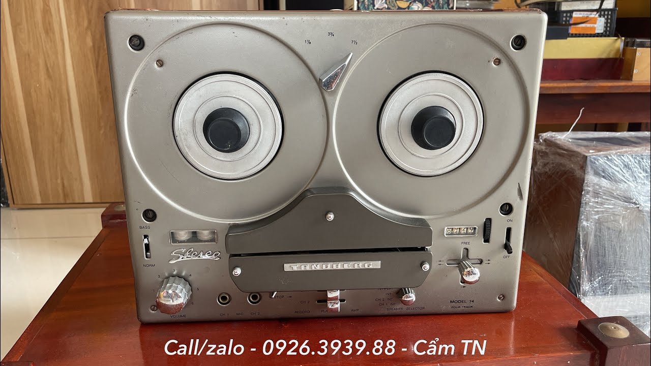 Tandberg 74 - Built-in SE Amplifier + Alnico Fullrange Speakers