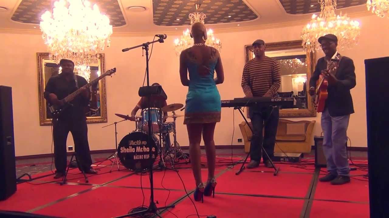 Sheila Mahoze  -  Amar e tao bom (Ancha) Autor da Música D'MANYISSA