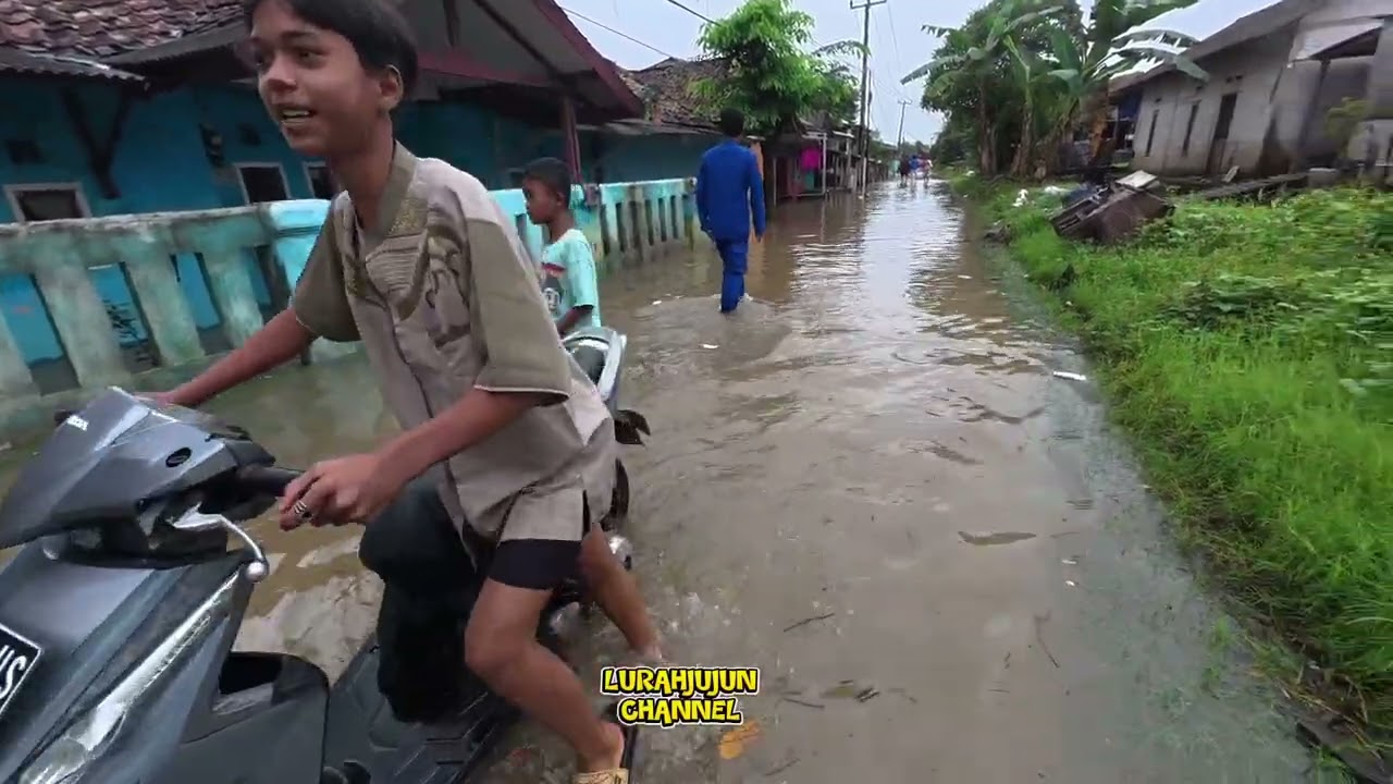 MASA ALLAH BANJIR MAKIN PARAHH..