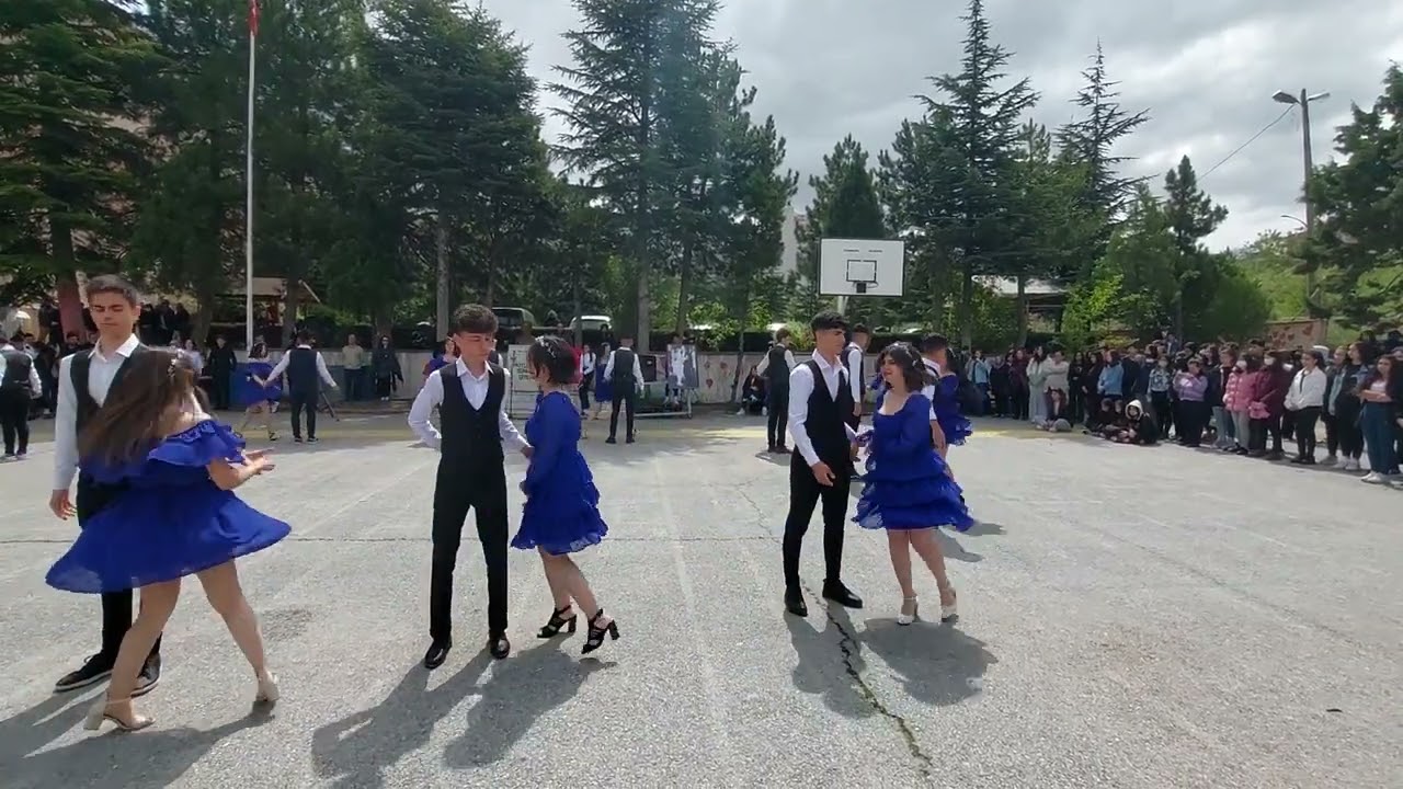 19 Mayıs 2022 Hoca Ahmed Yesevi Anadolu Lisesi Vals Part1