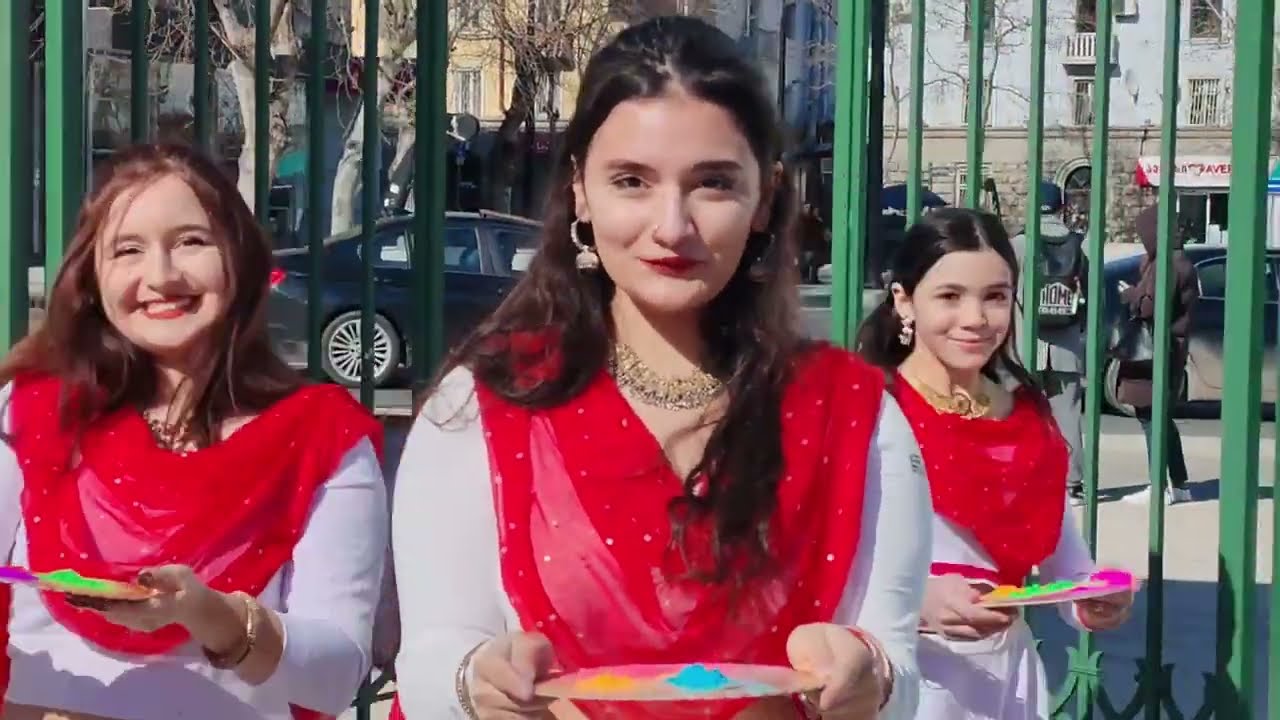 Special Dance for the Holi festival by Group Lakshmi #bollywood #bollywooddance