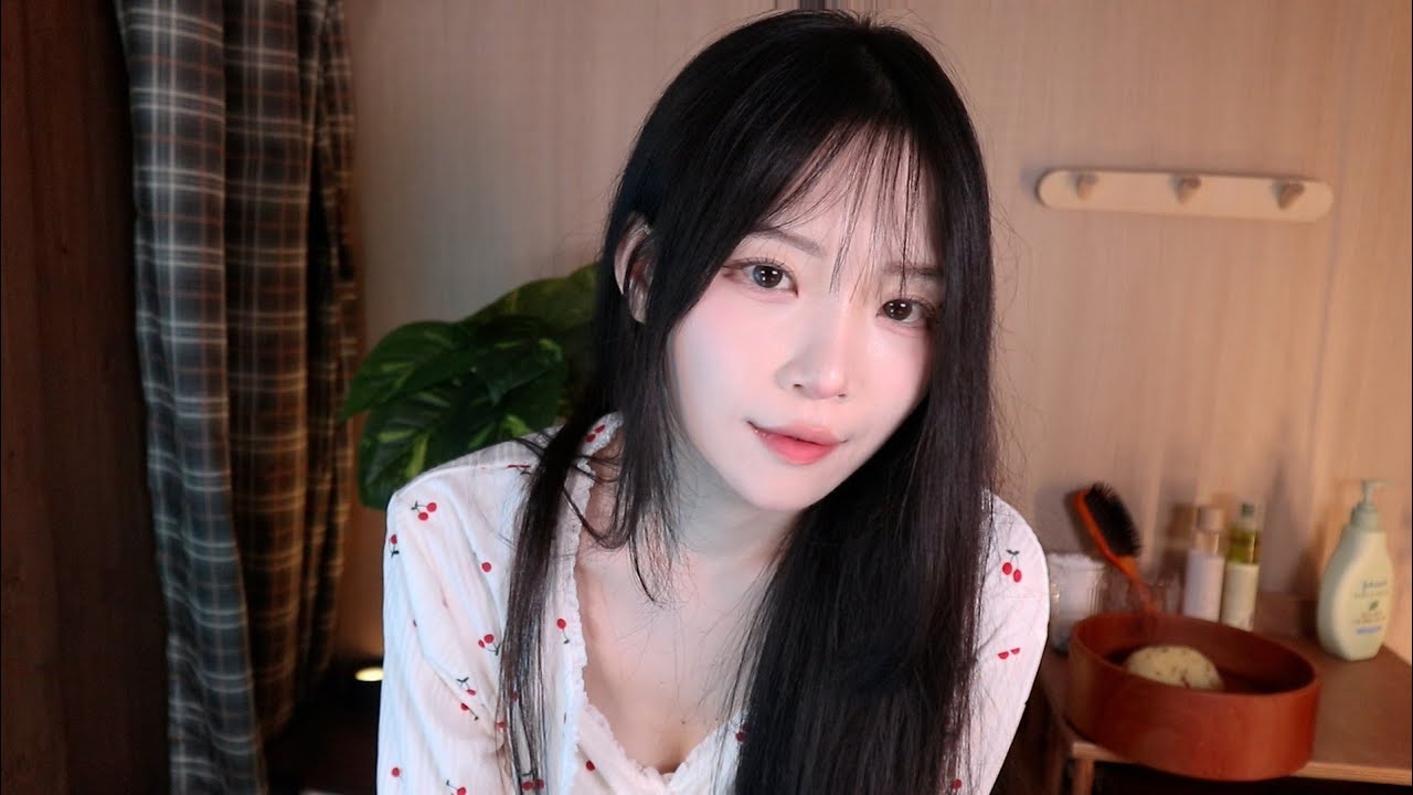 ASMR(Sub✔)Забота о моем младшем брате, страдающем от похмелья, без ведома моей мамы.