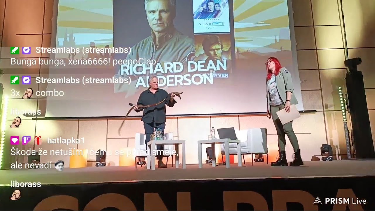 Special gift for Richard Dean Anderson at Comic-Con Prague 2023 | The famous Rybička knife