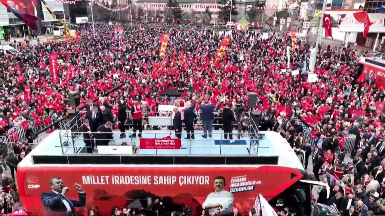 Kocaeli’ndeyiz! Millet bizimle, bu yürüyüş durmaz!